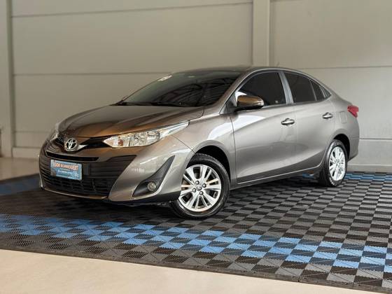 TOYOTA YARIS 1.5 16V FLEX SEDAN XL PLUS TECH MULTIDRIVE